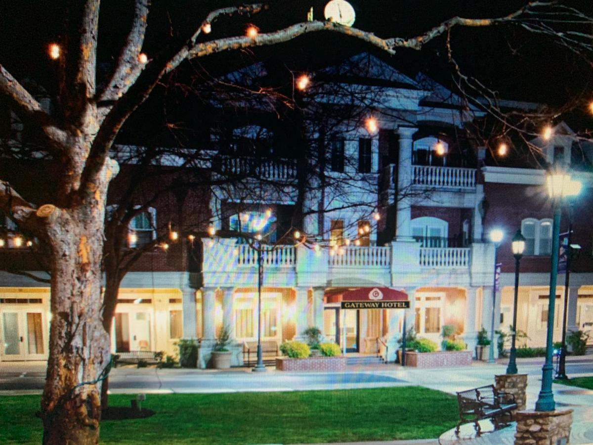 Gateway Hotel, Trademark Collection By Wyndham Copper Cove Subdivision Dış mekan fotoğraf